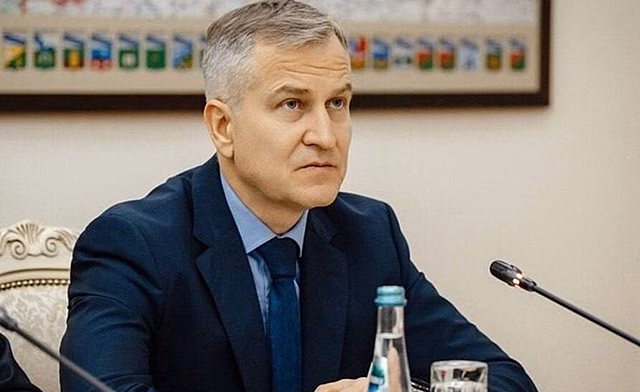Председатель правительства Курской области попал в аварию во время рабочей поездки