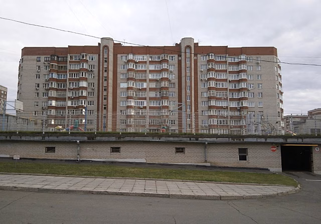 Дому №289а на улице Пушкинской в Ижевске потребовалась реконструкция подпорной стенки
