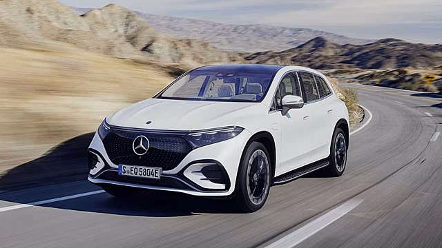 Продажи кроссовера Mercedes-Benz EQS не радуют руководство бренда