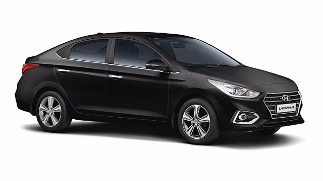 Hyundai Verna раскупают как «горячие пирожки»