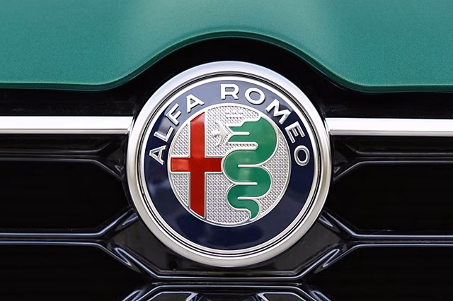 Alfa Romeo готовит большую новинку: автомобиль доберётся до США