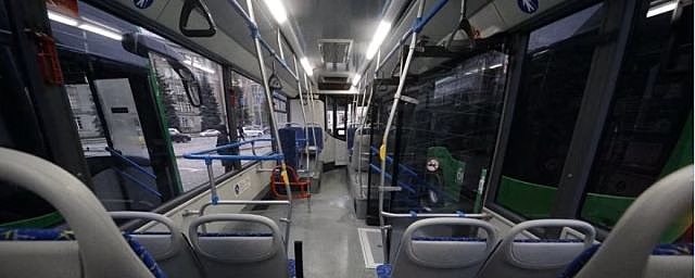 В новых автобусах Екатеринбурга введут бесконтактную оплату проезда