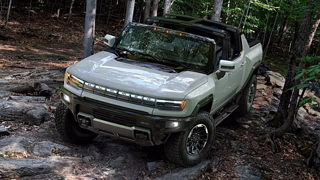 Первый электрический Hummer продали на аукционе в США за $2,5 млн