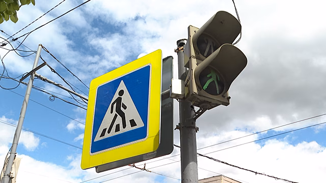 В Калининграде проверили приспособленность пешеходных переходов для незрячих жителей