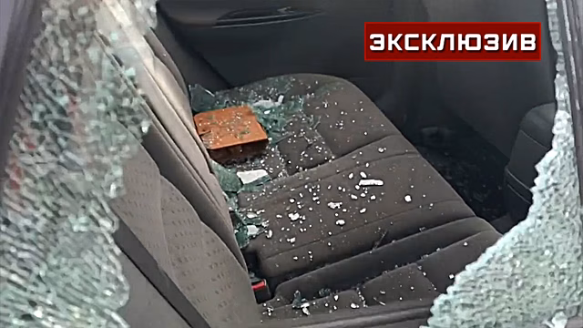 Погибшие люди, прошитые осколками машины: что известно об обстреле ВСУ переправы в Херсонской области