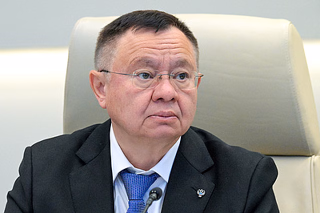 Файзуллин заявил о необходимости применять типовую документацию для соцобъектов