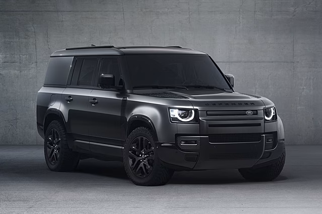 Land Rover Defender 130 получил дефорсированный пятилитровый мотор V8
