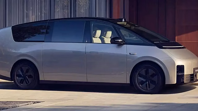 Li Auto завершила более 97% отзывной кампании электромобиля MEGA