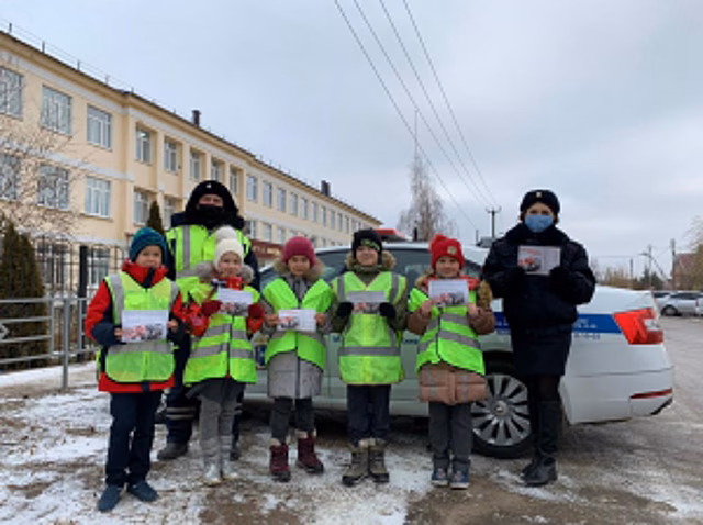 В Самарской области полицейские проводят мероприятия в рамках «Месячника по безопасности дорожного движения»