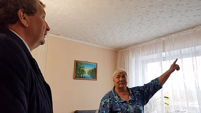 Депутат Госдумы помог челябинцам получить страховку за коммунальную аварию