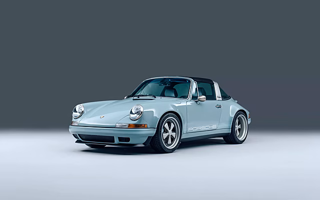 Классический Porsche 911 Targa превратили в карбоновый рестомод