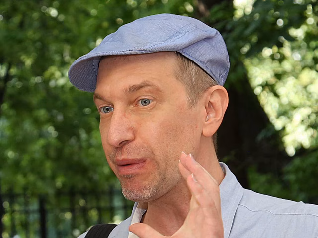 Сергей Соседов обратился на ТВ из-за конфликта с управляющей компанией