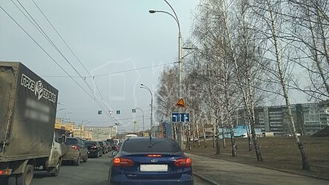 Правила проезда оживленного перекрестка возле ТЦ поменяются в Кемерове