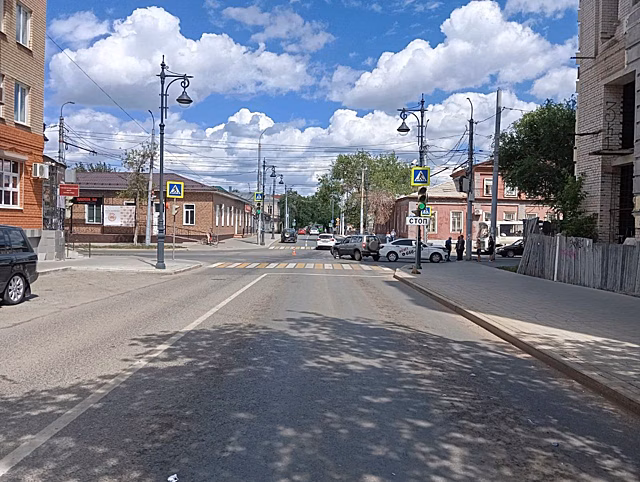 В Оренбурге на улице Ленинской произошло страшное ДТП