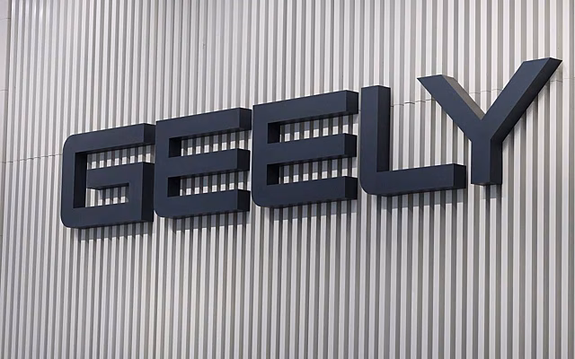 Дилеры оценили запасы популярных моделей Geely в России