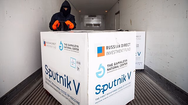 Признавшая безопасность «Спутника V» Бразилия отказалась от импорта вакцины