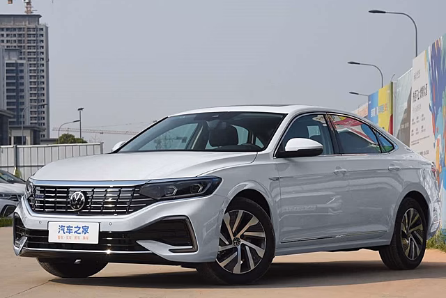 Прошла презентация нового Volkswagen Passat по выгодной цене: но есть нюанс
