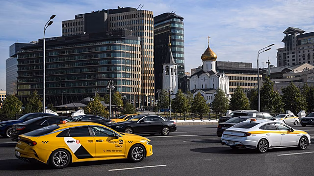 Для самозанятых таксистов приготовили послабления