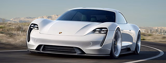 Porsche Mission E - выбор будет
