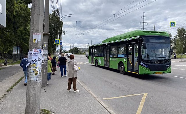 В Курске водителям городских автобусов приглашают на зарплату до 125 тыс.рублей