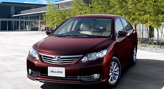 2 поколения модели Toyota Allion