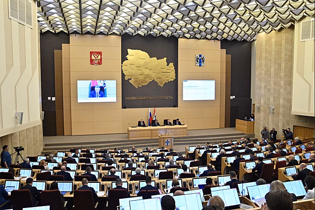 Жестко раскритиковали: новосибирские депутаты потребуют от Центробанка снизить стоимость ОСАГО