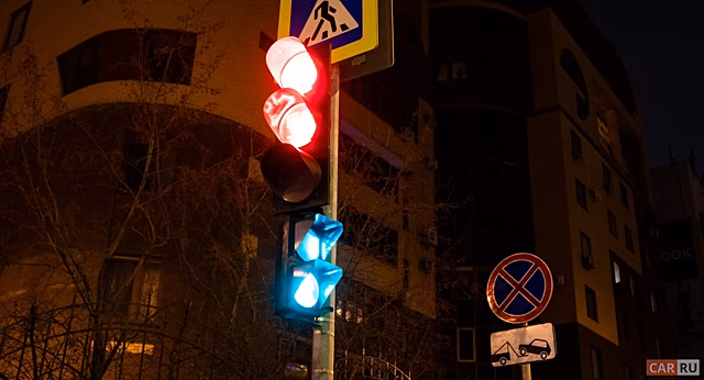 Застрял на светофоре на "красный" — что делать?