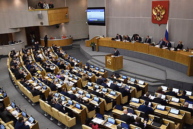 В Госдуме призвали журналистов не упоминать должности и звания виновников крупных ДТП