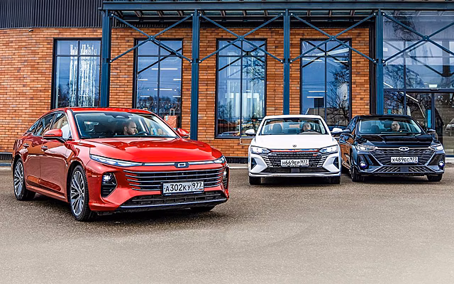 Седан или лифтбек? Большой тест недорогих авто бизнес-класса