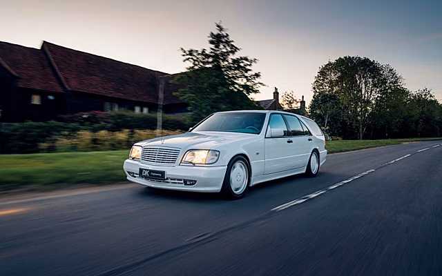 На продажу выставили Mercedes-Benz S600 W140 с кузовом универсал и зеленым салоном