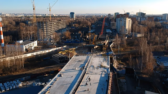Строительство развязки на улице Циолковского в Нижнем Новгороде снято с воздуха