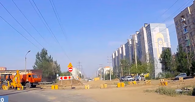 В Астрахани строят новую дорогу до микрорайона Казачьего