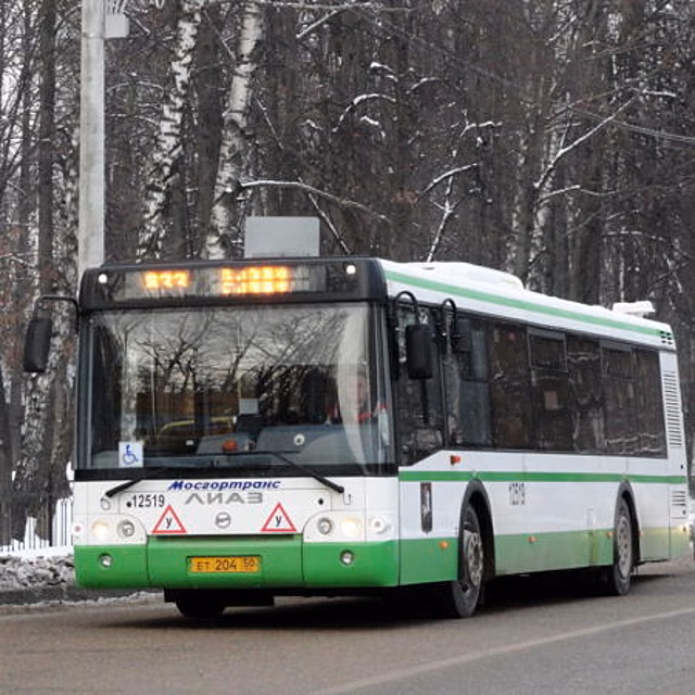 Общественный транспорт по-прежнему в долгу… Прямая речь