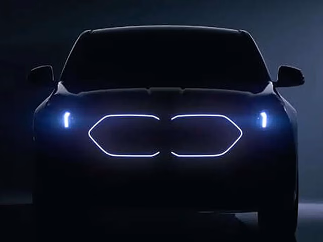 BMW показала на видео новый кроссовер X2