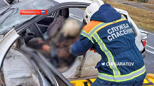 На трассе Саратов-Воронеж погиб 71-летний водитель «Лады»