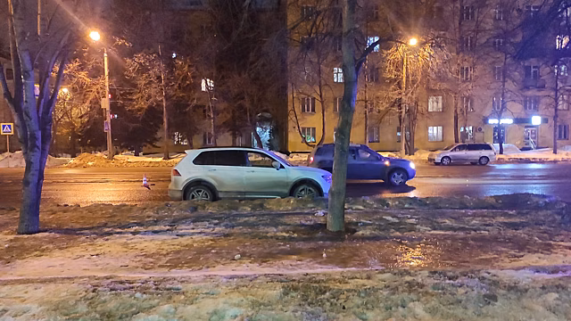 В Новосибирске на Богдашке кроссовер сбил 40-летнего пешехода