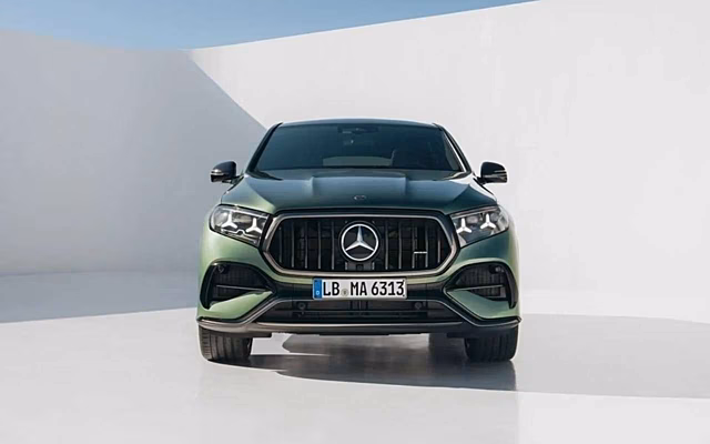 Флагманские кроссоверы Mercedes-Benz получили новые тяговитые моторы