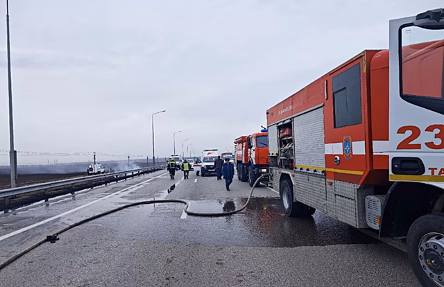 В Ростовской области в массовом ДТП погибли три человека, еще 4 госпитализированы