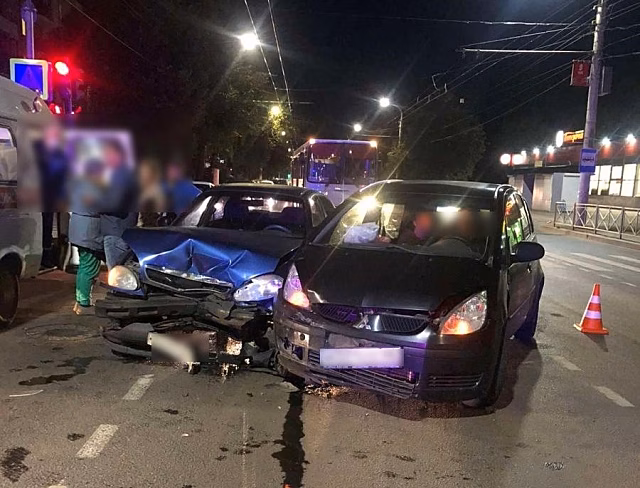 Трое детей пострадали в аварии в Костроме