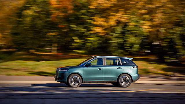 Названы самые проблемные места авто, по которым сильнее всего бьют холода