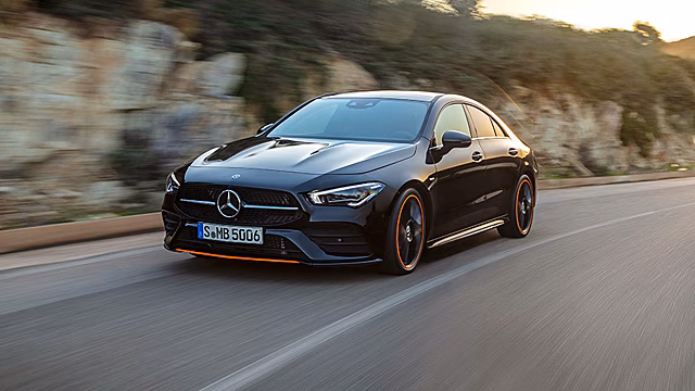 Названы цены на новый Mercedes CLA для России
