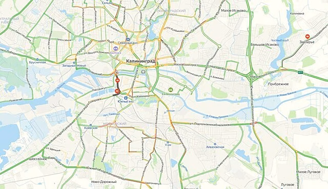 Дорожный аквапарк: Калининград из-за ливней утром во вторник встал в километровых пробках