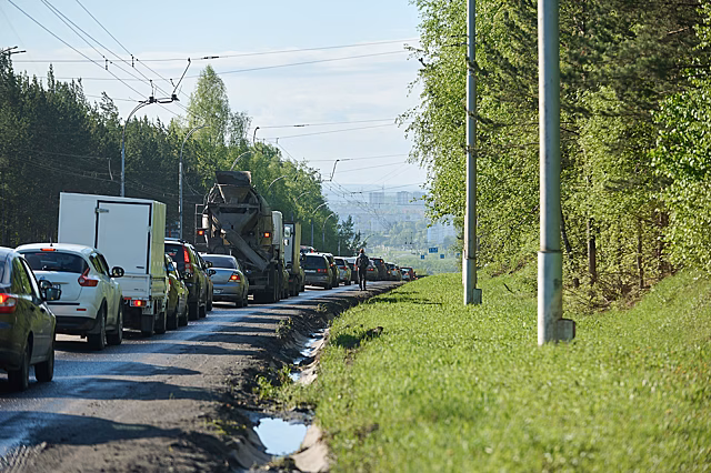 Высокобалльные пробки "парализовали" движение транспорта в Кемерове