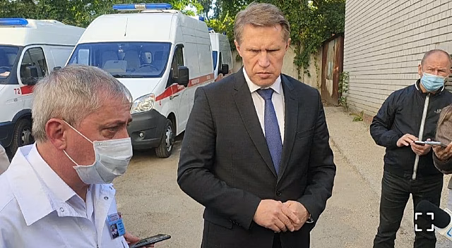 Мурашко: В Саратовскую область отправятся 25 автомобилей скорой помощи