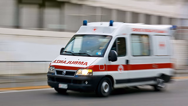 В Пакистане 25 человек погибли в ДТП с автобусом и легковушкой