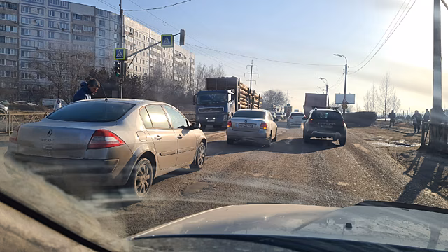 ДТП на выезде из Канищева спровоцировало утреннюю пробку