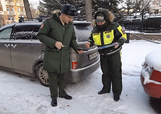 Военная автоинспекция в Новосибирской области провела акцию «Ремень безопасности»