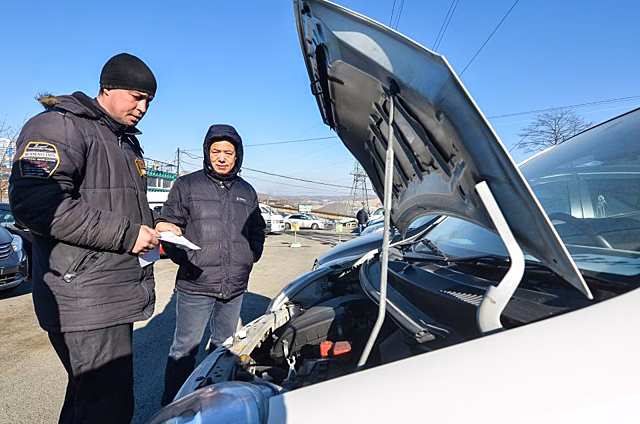 «Дело не всегда в аккумуляторе»: автомеханик назвал причины, по которым автомобиль не заводится в мороз