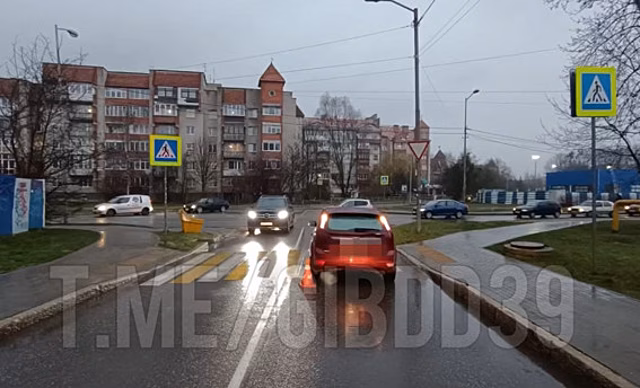 В Калининграде на Лесной пенсионер попал под колёса авто