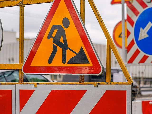 Движение на улице Жебрунова частично ограничат с 10 октября